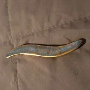 Gold & Green crack color Brooch. 4" X 1/2" (L5 253)